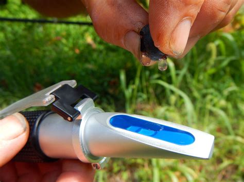 how does a refractometer work wine|grape refractometer.